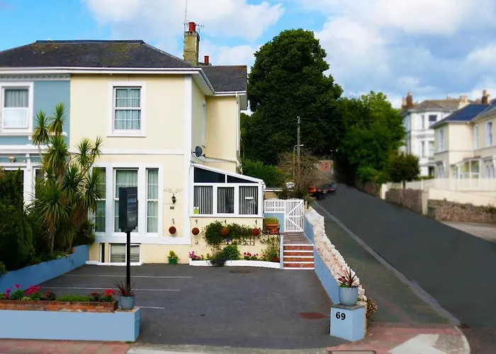 Marmalade Bed & Breakfast Torquay